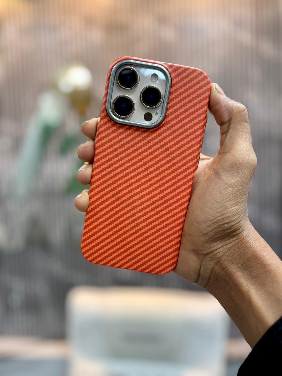 Premium Carbon Fiber Texture iPhone Case – Slim & Protective - Image 3