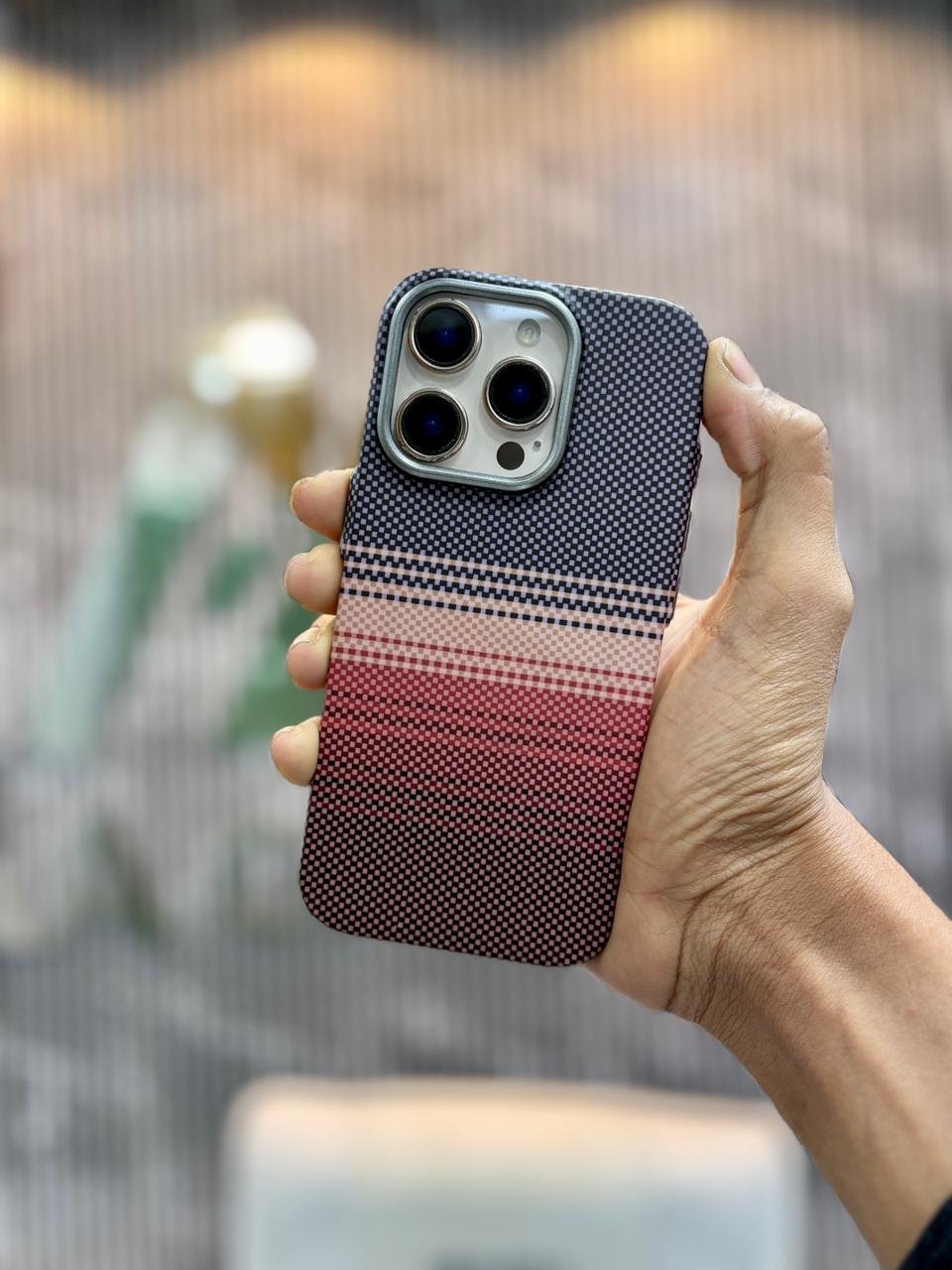 Premium Carbon Fiber Texture iPhone Case – Slim & Protective - Image 6